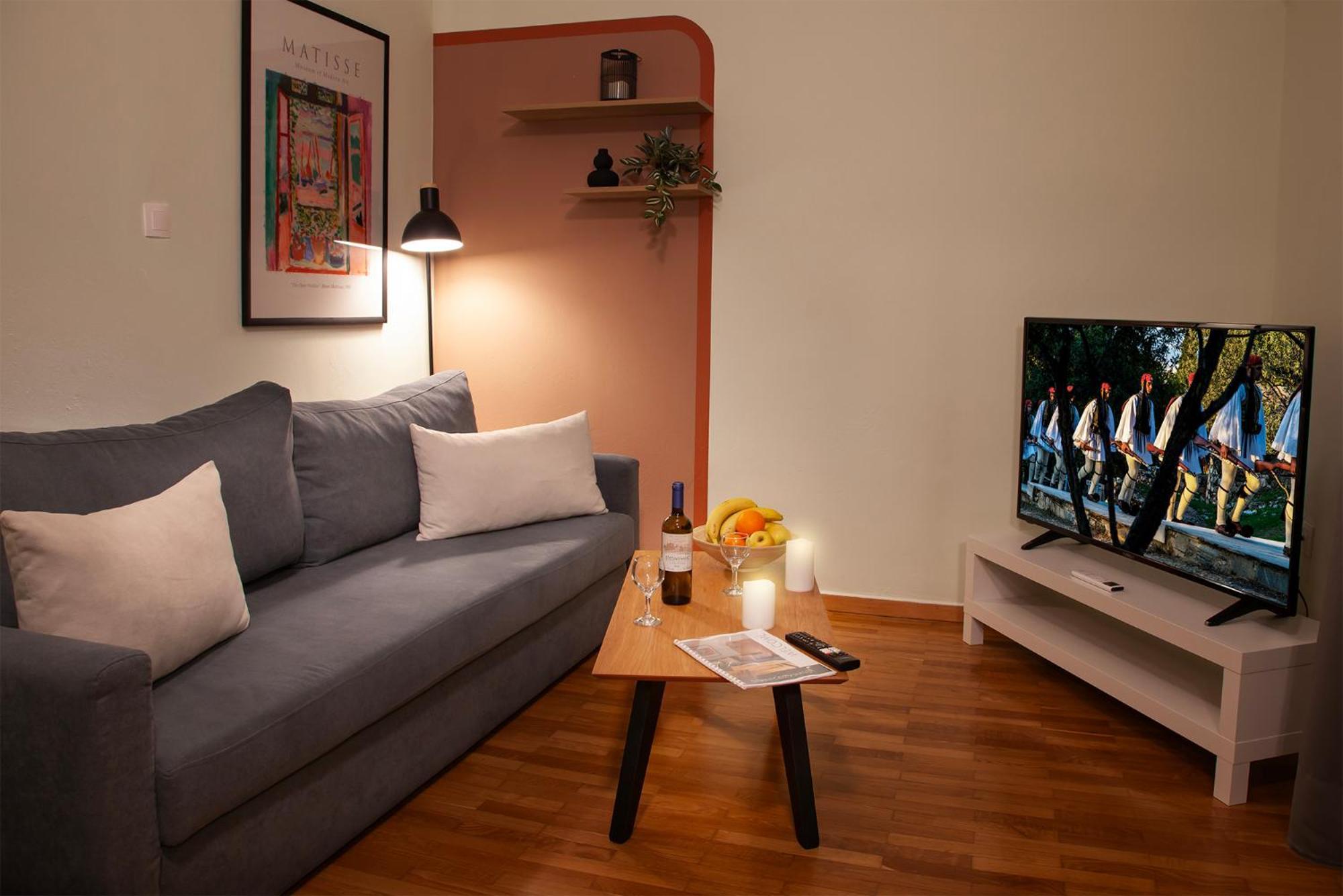 Aris123 By Smart Cozy Suites - Apartments In The Heart Of Athens - 5 Minutes From Metro - Available 24Hr Eksteriør billede