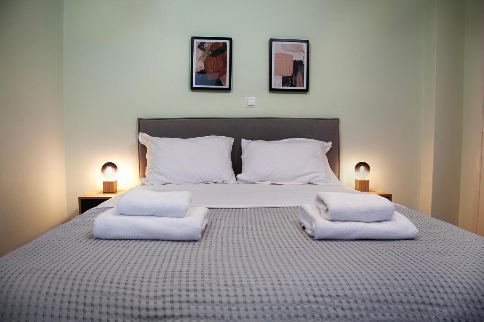 Aris123 By Smart Cozy Suites - Apartments In The Heart Of Athens - 5 Minutes From Metro - Available 24Hr Eksteriør billede
