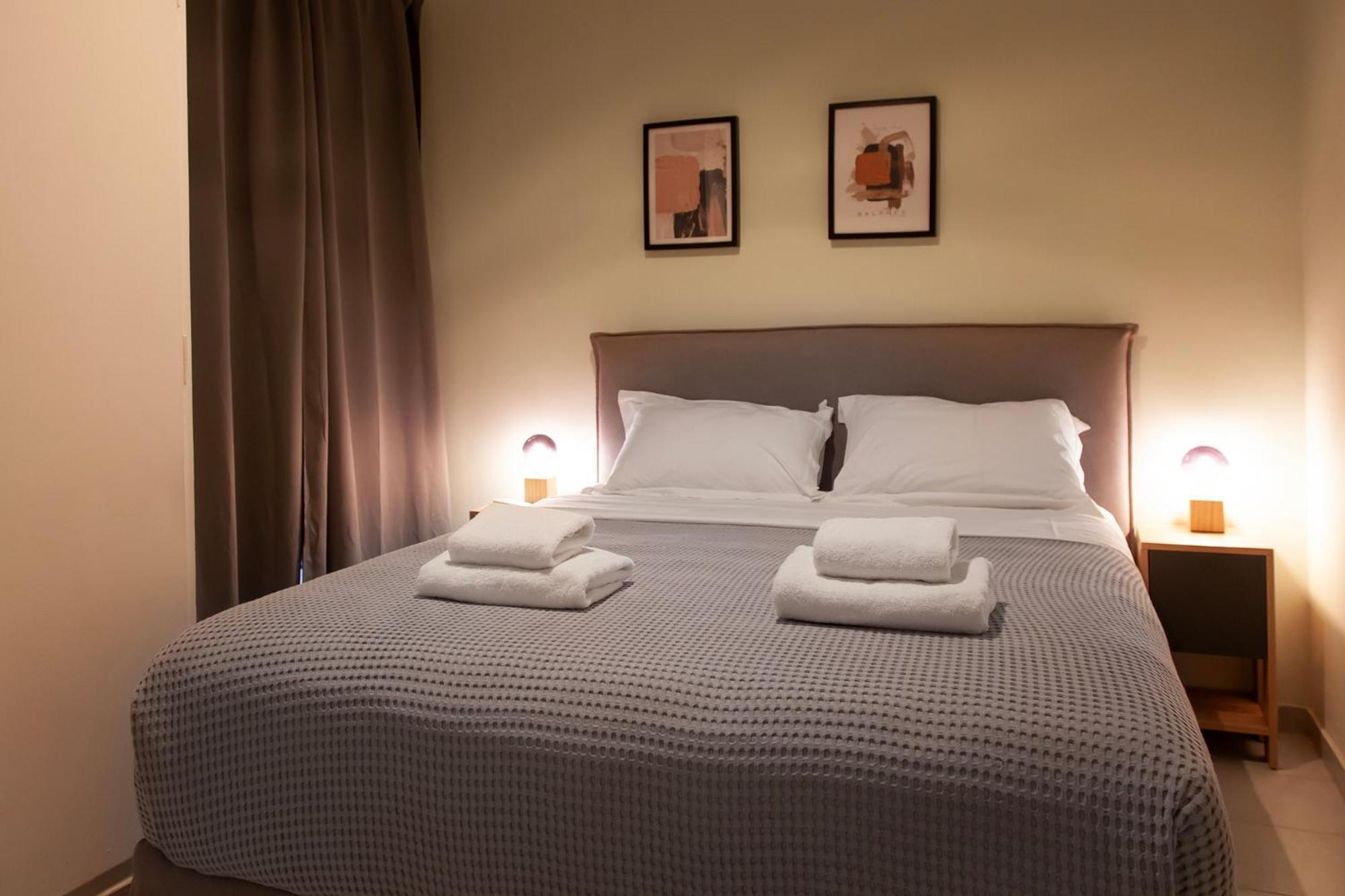 Aris123 By Smart Cozy Suites - Apartments In The Heart Of Athens - 5 Minutes From Metro - Available 24Hr Eksteriør billede