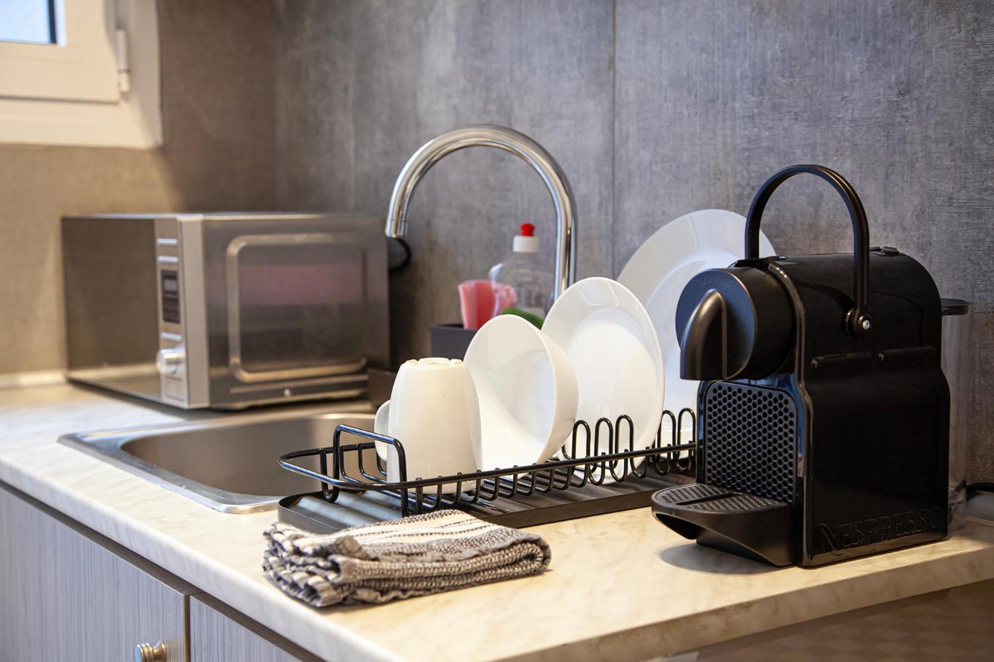 Aris123 By Smart Cozy Suites - Apartments In The Heart Of Athens - 5 Minutes From Metro - Available 24Hr Eksteriør billede