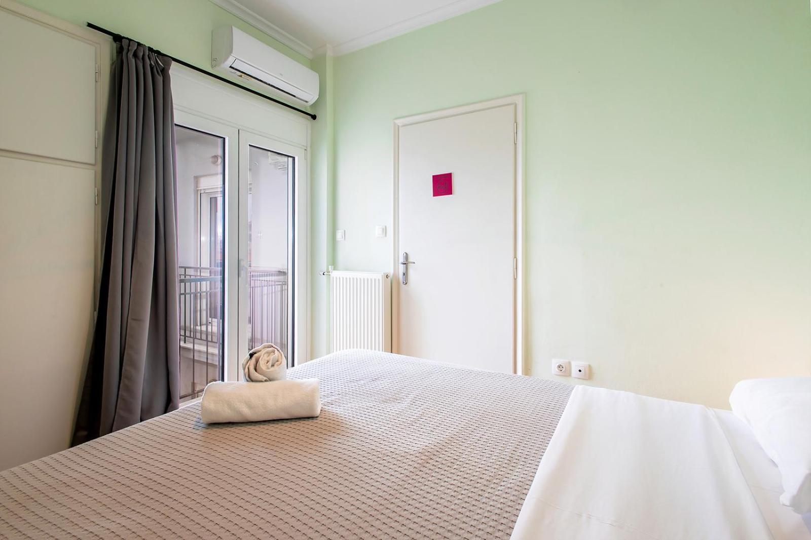 Aris123 By Smart Cozy Suites - Apartments In The Heart Of Athens - 5 Minutes From Metro - Available 24Hr Eksteriør billede